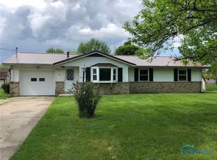 711 E North St, West Unity, OH 43570