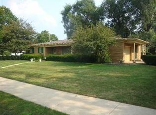 322 Bowers Ave NW, New Philadelphia, OH