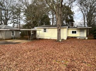 1512 Agnew Rd, Starr, SC 29684