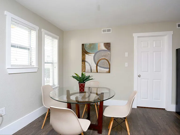 Bennett Pointe — Photo 10