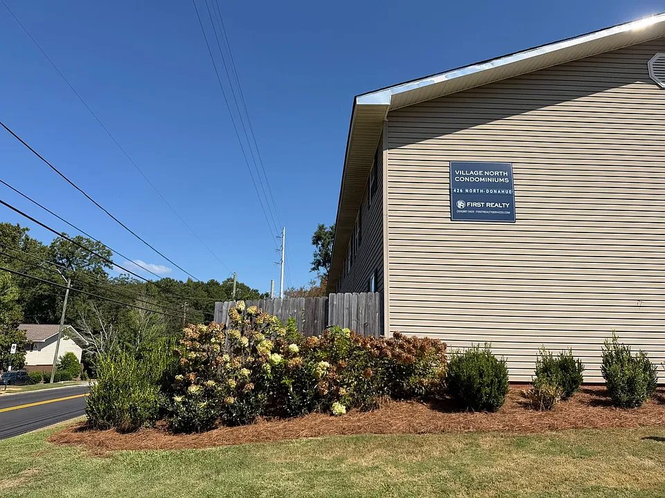 426 N Donahue Dr #9