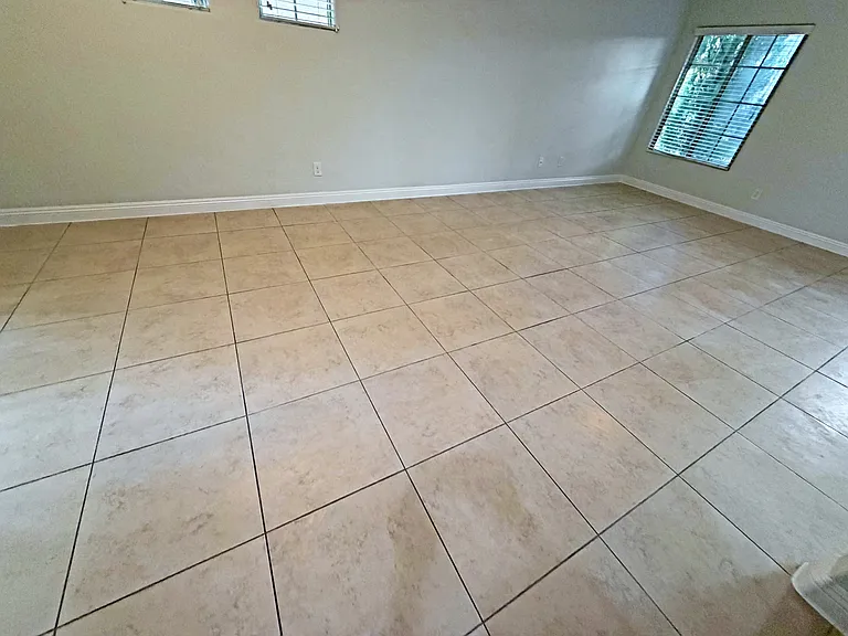 9650 Volk Ave — Photo 35