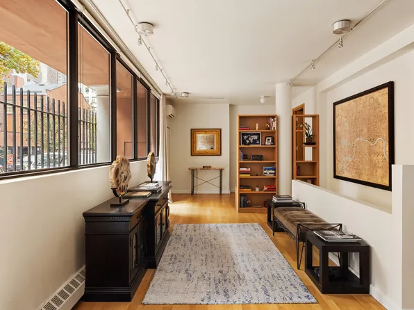 357 West 12th Street image 2 of 11