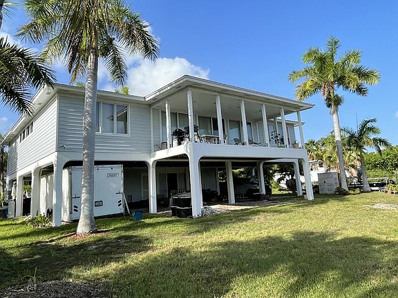 2nd image of 182 Venetian Way