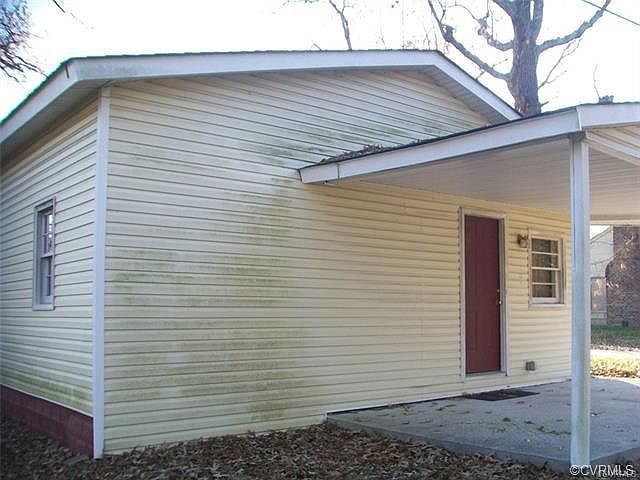 2nd image of 7727 River Rd