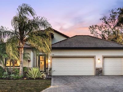 7728 Rio Bella Pl, University Park, FL, 34201