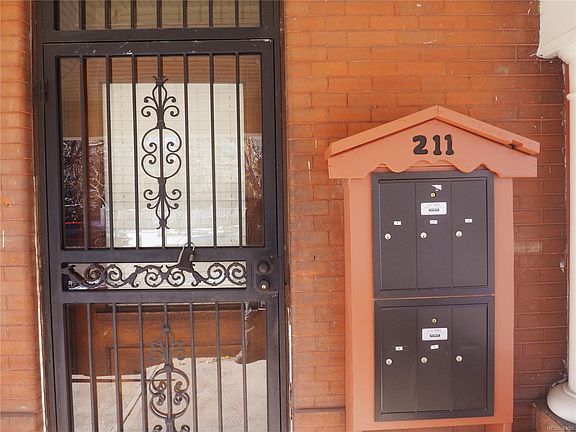 3rd image of 211 N Sherman St