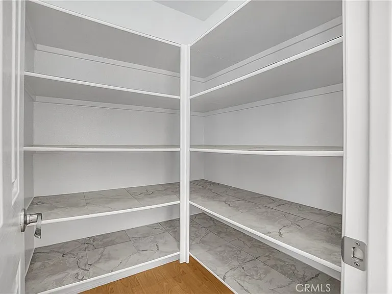 76 Millbrook — Photo 15