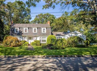 106 Shore Rd, Patchogue, NY 11772