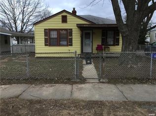 635 N 3rd St, Wood River, IL 62095