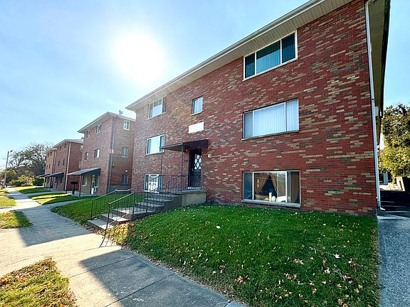 2nd image of 333 N Frederick St #303