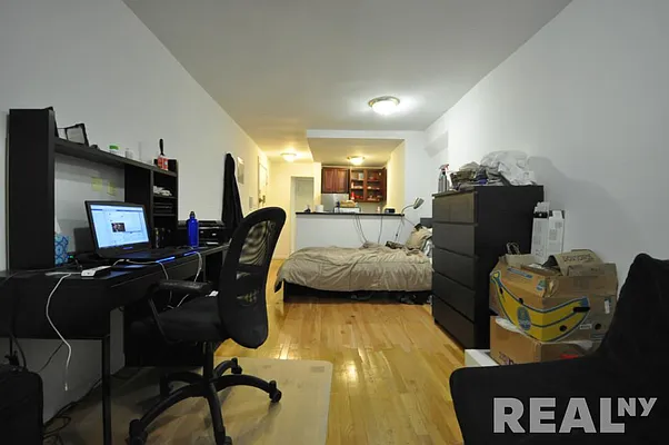Rented by REAL New York | media 2