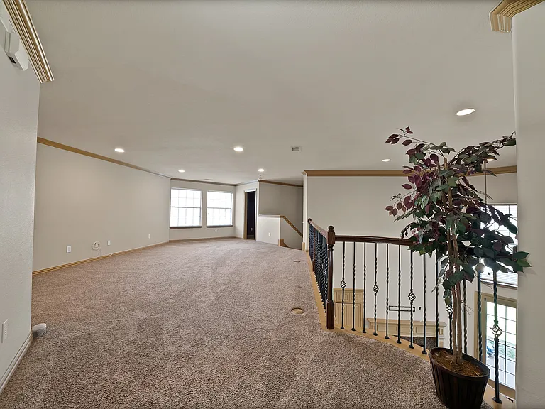 2245 Homestead Ln — Photo 39