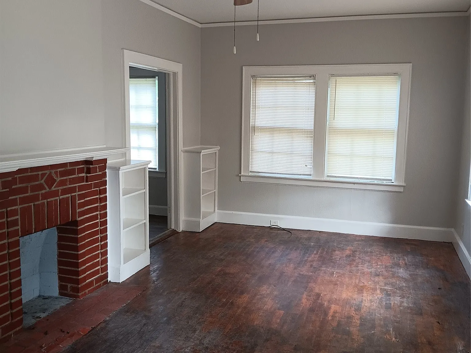 3 bed, 2.0 bath, 1158 sqft, $800 — Photo 2