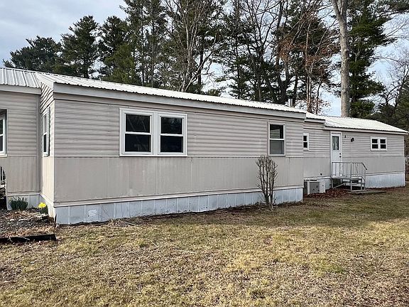 2nd image of 77 Redwood Dr