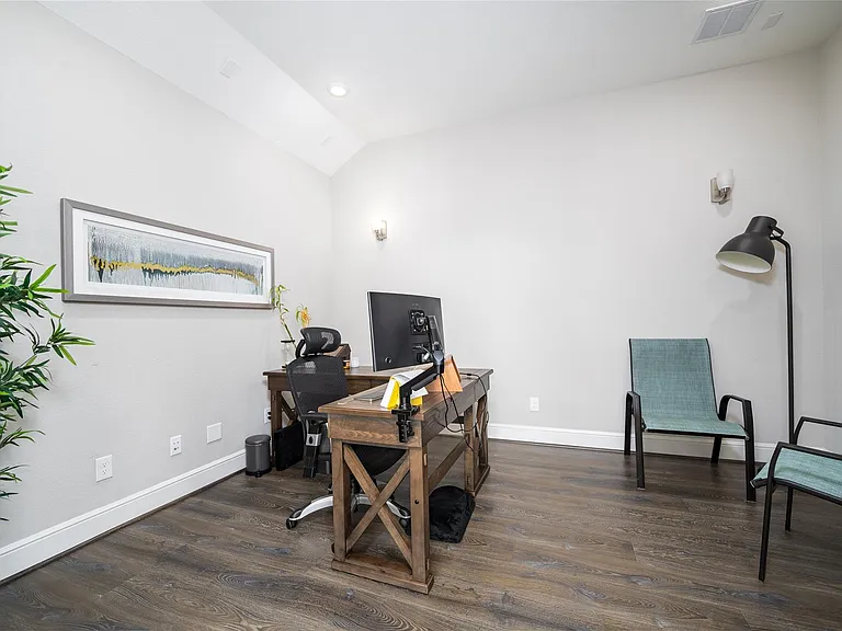 2511 Marble Hill Dr — Photo 31