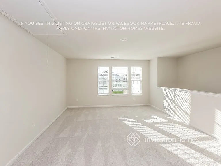 113 Watrous Way — Photo 11