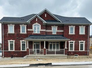 26 Lidstone St, Cambridge, ON N1T 0G3