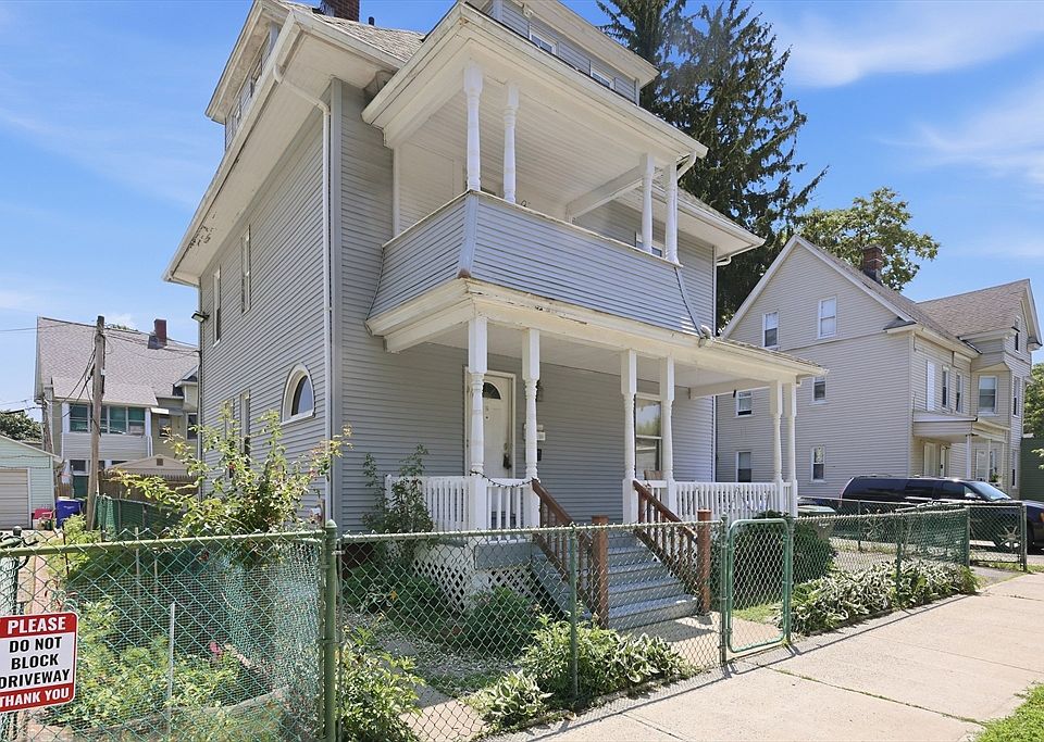 1st image of 18 Keith St