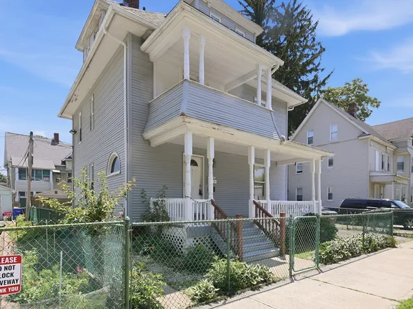 18 Keith St, Springfield, MA 01108