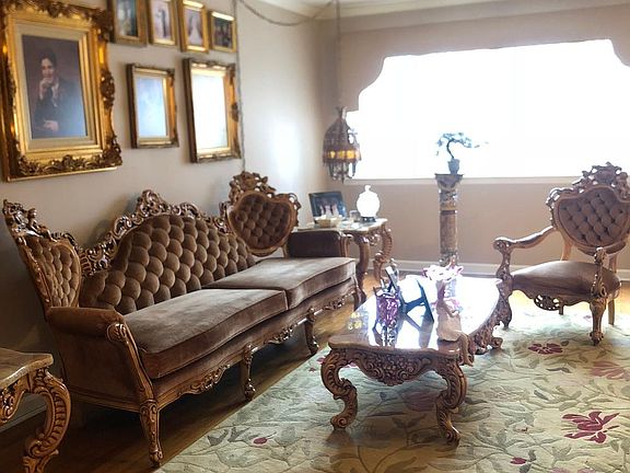 4th image of 2737 Mill Ave #2