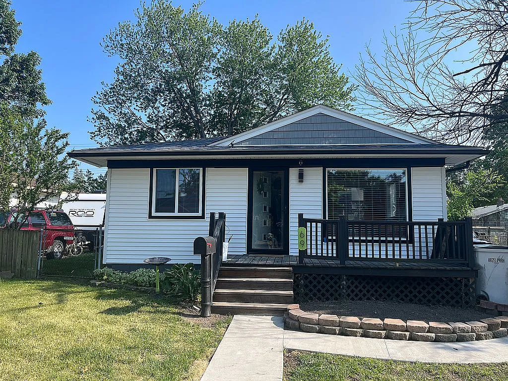 69 W Jarvis Ave photo 1