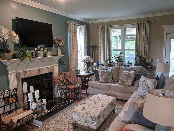 3rd image of 4521 English Creek Dr
