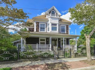 21 Highland Ave, Port Washington, NY