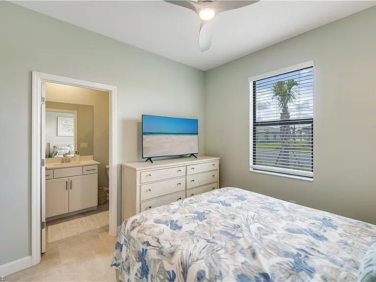 18546 Ives Dr — Photo 26