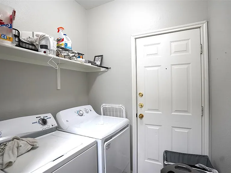 1700 Constantino Cir #A — Photo 12