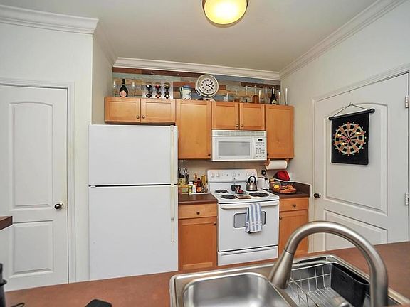 2nd image of 6461 Borasco Dr #0