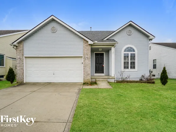455 Dover Pond Dr, Blacklick, OH 43004