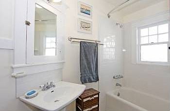 5th image of 1401 Edgecliffe Dr