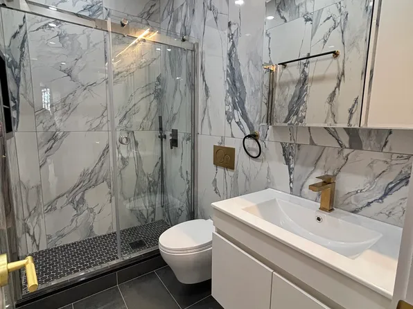 60-82 Catalpa Avenue image 9 of 10