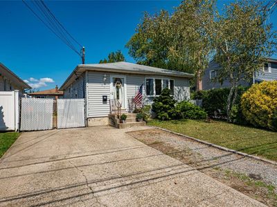 103 Claremont Avenue, West Babylon, NY, 11704