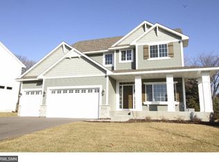9569 198th St, Lakeville, MN 55044