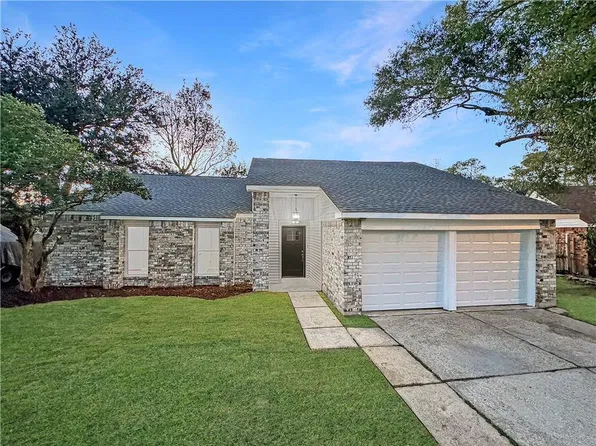815 Lake Vermillion Ct, Slidell, LA 70461