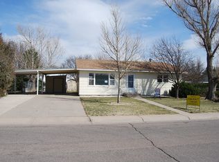305 Juniper Ct, Yuma, CO 80759