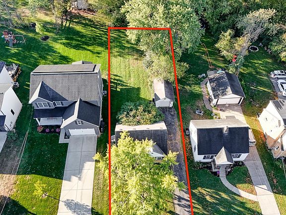 2nd image of 4835 Fairview Ave