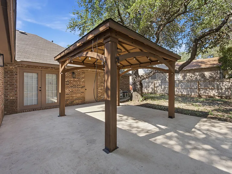 11707 Jarvis Dr — Photo 18