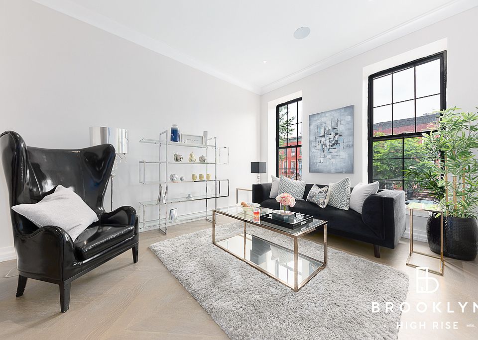 1st image of 234A Vernon Ave #1R