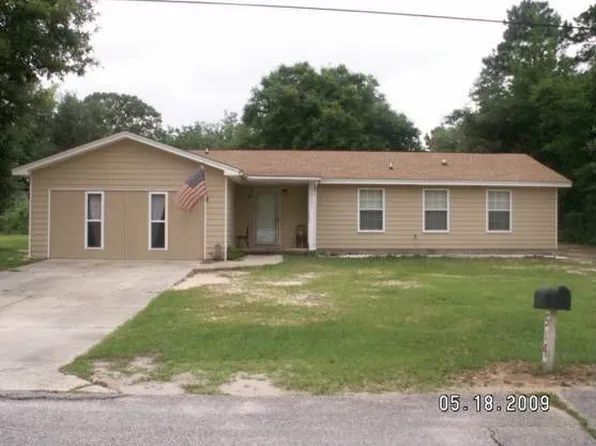 5141 Westport Dr, Milton, FL 32570