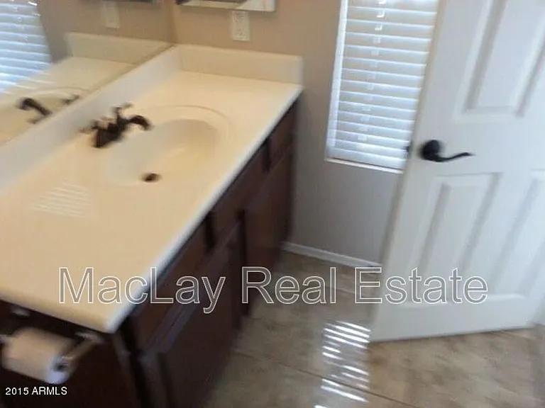 6071 S Rockwell St — Photo 16