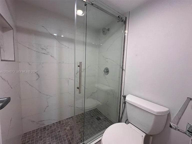 100 Bayview Dr #823 — Photo 13