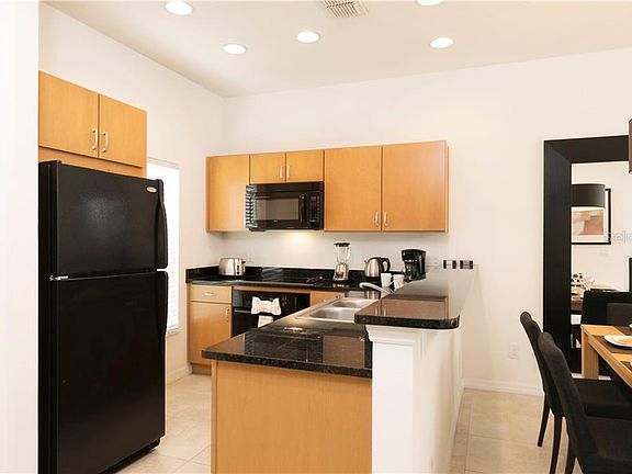 2nd image of 3002 Bird Of Paradise Ln