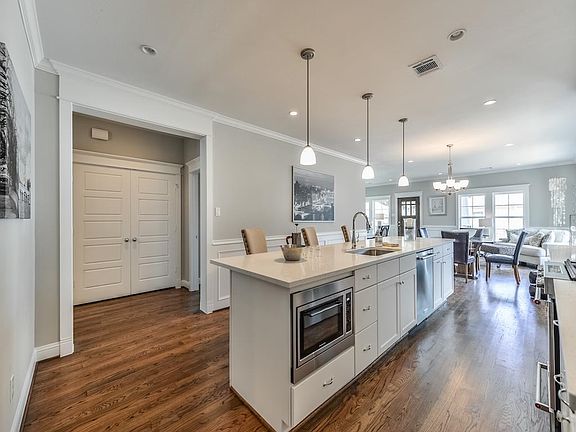 Another view of the impressive kitchen.