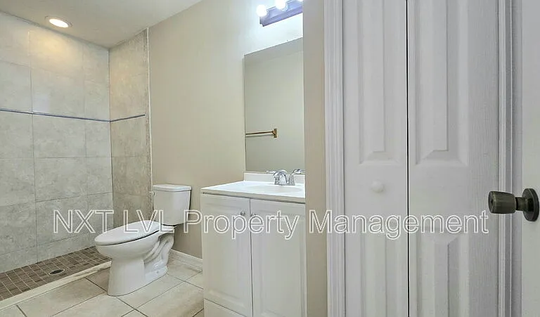 303 NE 24th Ave — Photo 13