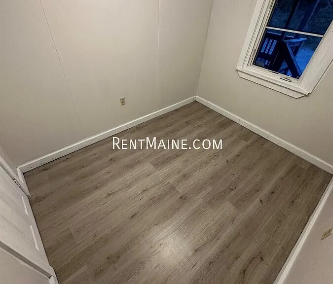 171 Riverside Dr #4 — Photo 5