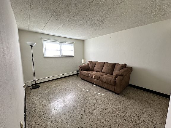 2nd image of 2441 Holmes St APT 1
