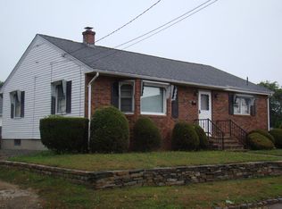 100 2nd Ave, Cranston, RI 02910